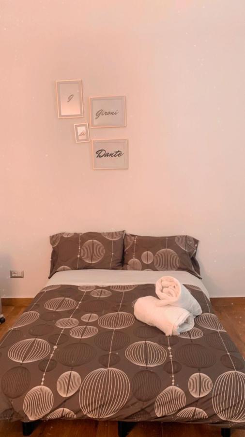 I Gironi Di Dante Apartment Наполи Екстериор снимка